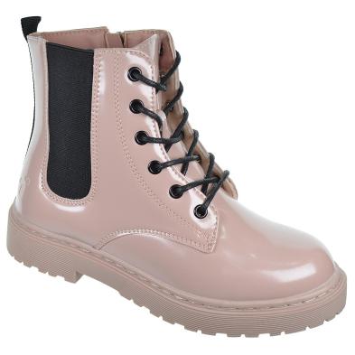 2427 Crecendo Bota sintética charol. elástico lateral, forro y plantilla textil acolchado. cremallera  cordones.  antideslizante