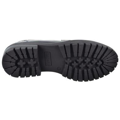 171317 Refresh Zapato Mocasín en charol sintético vegano. Forro textil y plantilla acolchada. Suela de goma antideslizante.