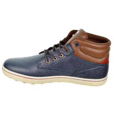 Newportland Levi´s Botín sport sintético. Collarín acolchado. Forro y plantilla textil acolchado. Cordones. suela antideslizante Newportland Levi´s Botín sport sintético. Collarín acolchado. Forro y plantilla textil acolchado. Cordones. suela antideslizante