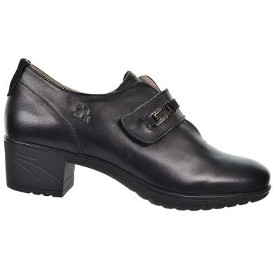 Zapato piel, forro textil, velcro , suela goma antideslizante, tacón 4cm. Modernos y cómodos, ideales para pies delicados.