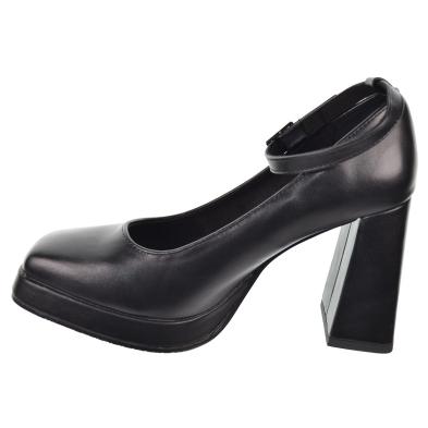 23175 Isteria Zapato en sintético . forro textil. Piso forrado sintético vegano. con plataforma Tacón ancho. Antideslizante.