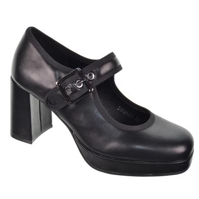 25139 D´Angela Zapato sintético. Con correa y plantilla acolchada. Suela de goma con plataforma y tacón ancho de 8cm de altura. 25139 D´Angela Zapato sintético. Con correa y plantilla acolchada. Suela de goma con plataforma y tacón ancho de 8cm de altura.