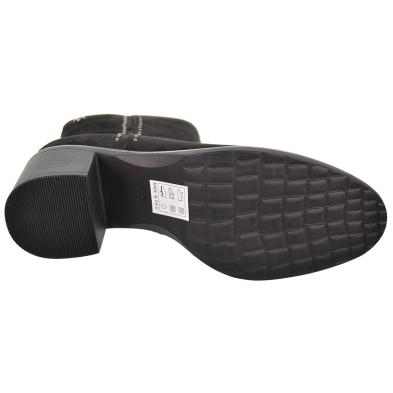 25625 Amarpies Botín en antelina. cremallera . Forro textil acolchado. caucho antideslizante y tacón ancho de 6cm. de altura.