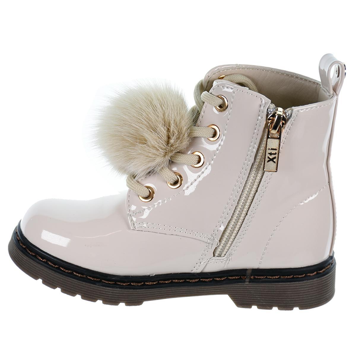 150655 Xti Kids Botín sintético charol. Forro y plantilla textil acolchado. cremallera y cordones. goma antideslizante.