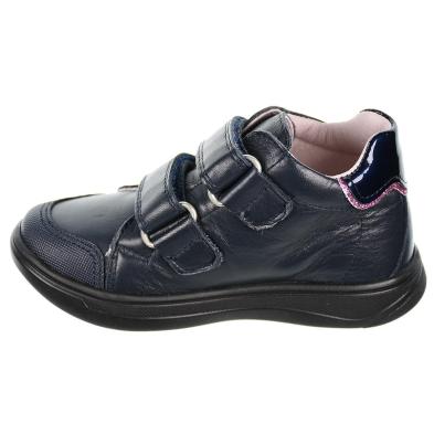 Botín en piel. Forro transpirable. Con doble velcro. Puntera reforzada. Suela de goma antideslizante muy flexible. Botín en piel. Forro transpirable. Con doble velcro. Puntera reforzada. Suela de goma antideslizante muy flexible.