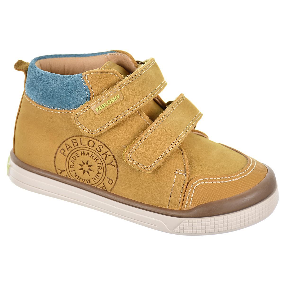035480 Pablosky Bota Piel en piel. Forro inTech muy transpirable. Doble velcro  y puntera reforzada. Antideslizante 035480 Pablosky Bota Piel en piel. Forro inTech muy transpirable. Doble velcro  y puntera reforzada. Antideslizante