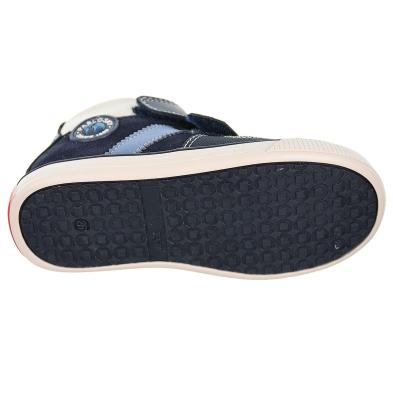 035320 Pablosky Botín Piel. Forro transpirable. velcro y puntera reforzada. Suela antideslizante flexible.