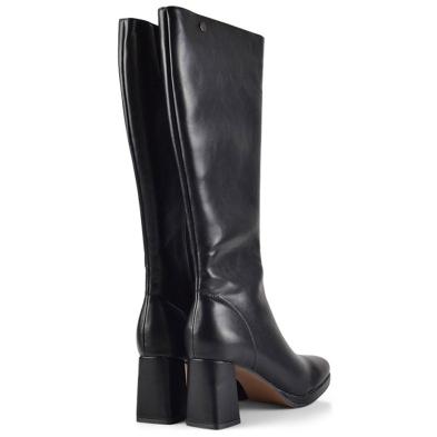 23189 Isteria Bota sintético vegano. Forro acolchado textil con cremallera. Plataforma y Tacón ancho de 7cm alto. Antideslizante 23189 Isteria Bota sintético vegano. Forro acolchado textil con cremallera. Plataforma y Tacón ancho de 7cm alto. Antideslizante