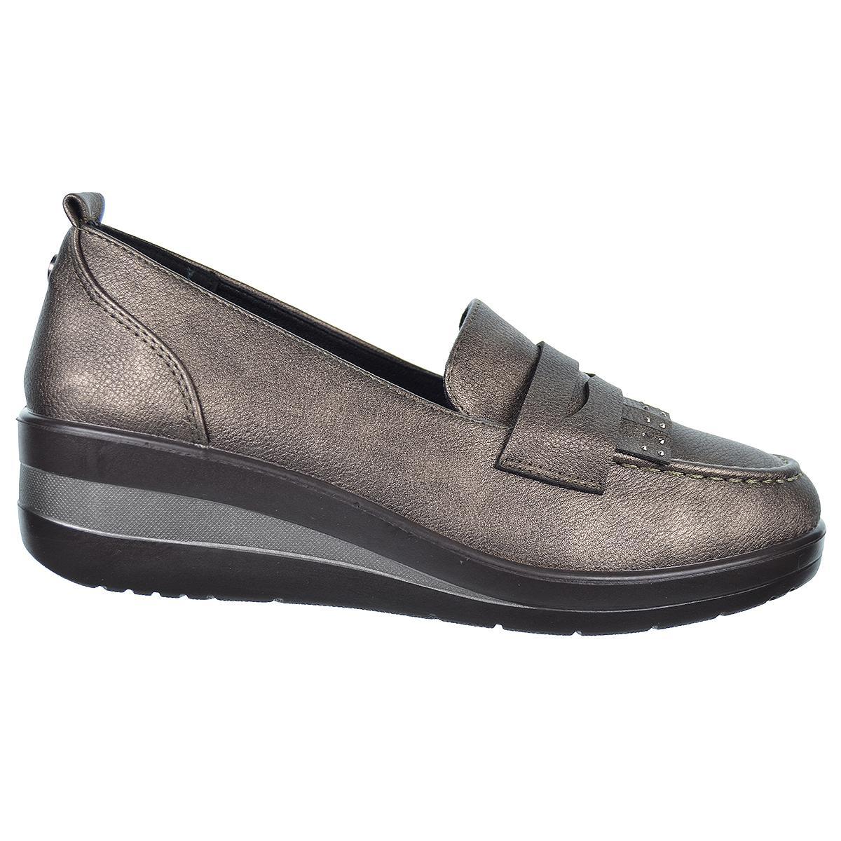 25333 Amarpies Zapato Confort estilo mocasín en sintético. Plantilla acolchada extraíble. Suela de caucho cuña ligera y flexible