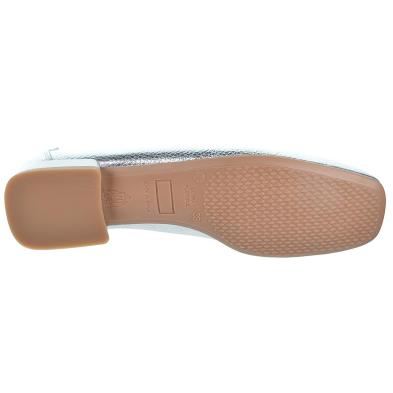 Desiree Dati4 Zapato Mocasín Piel grabada. Plantilla en piel y suela antideslizante ligera y flexible con tacón ancho de 2cm.