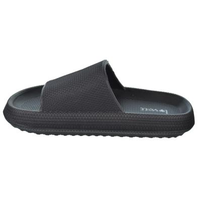 Kelara K42010 Zueco en goma muy confortable y ligero, para disfrutar los días de playa y piscina.