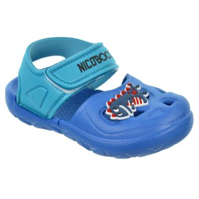Nicoboco Almond Sandalia Niño y Niña. De goma muy ligero y confortable , con cierre en velcro. Para playa y piscina.