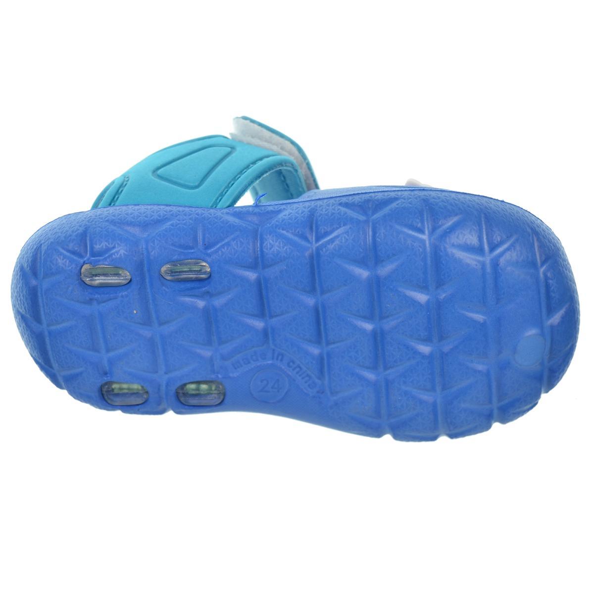 Nicoboco Almond Sandalia Niño y Niña. De goma muy ligero y confortable , con cierre en velcro. Para playa y piscina.