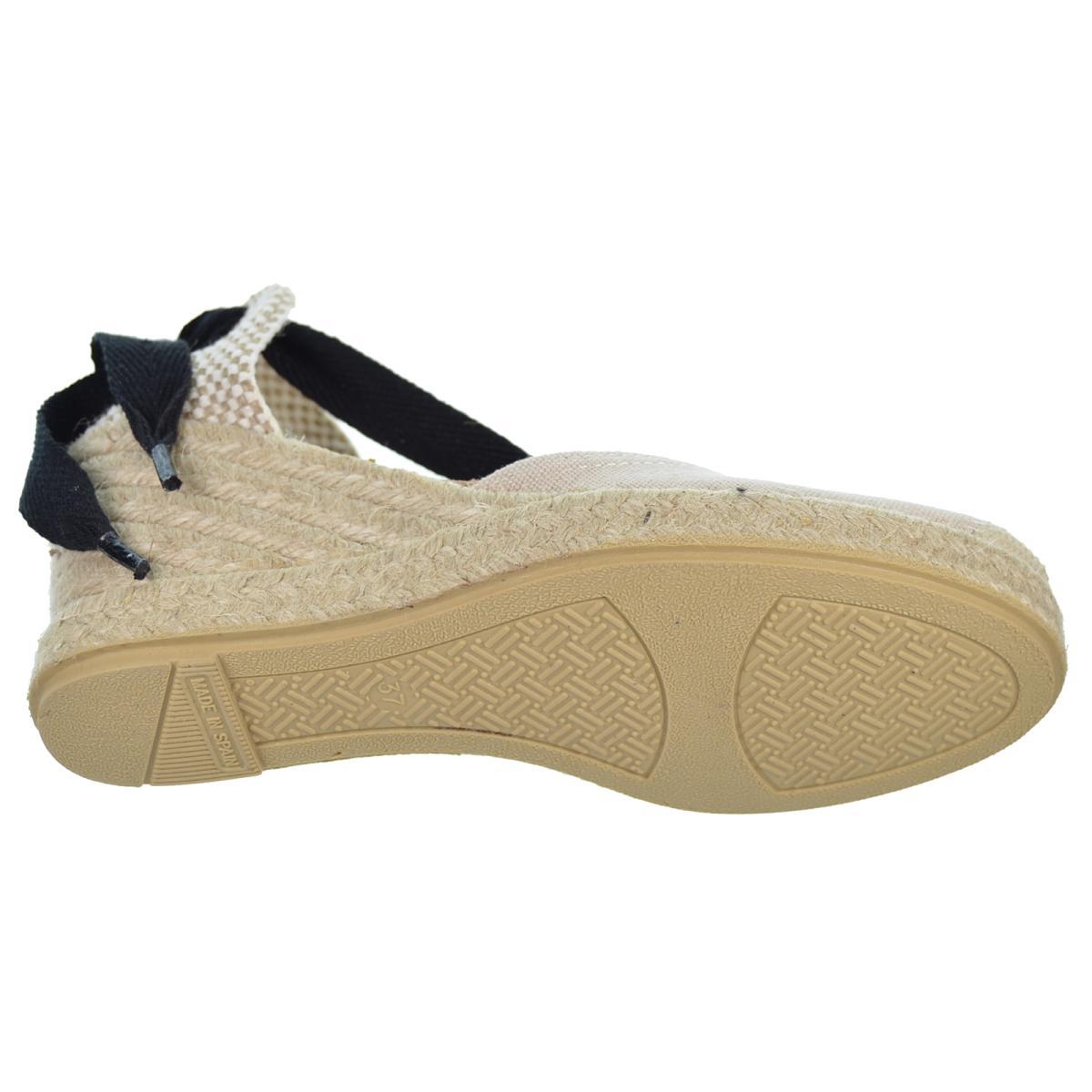 Alpargata estilo Valenciana. Plantilla acolchada. Piso cuña en yute de 7cm de altura y suela de goma antideslizante.