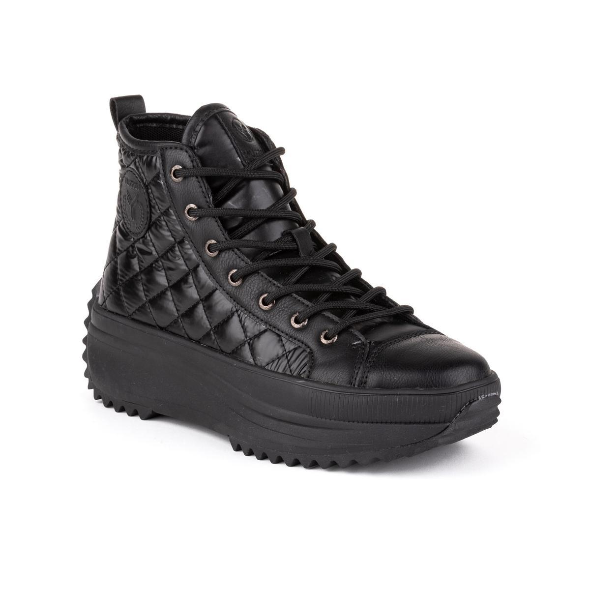 Madelein Yumas Botín Botín nylón y microfibra, forro textil y plantilla confort látex. Cierre en cordones. goma antideslizante.